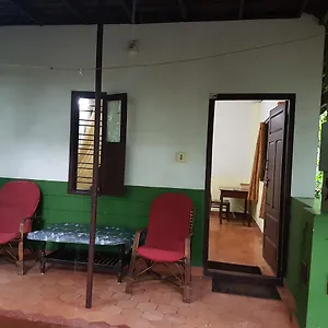 palmy-lake-resort.kerala-hotels.net/